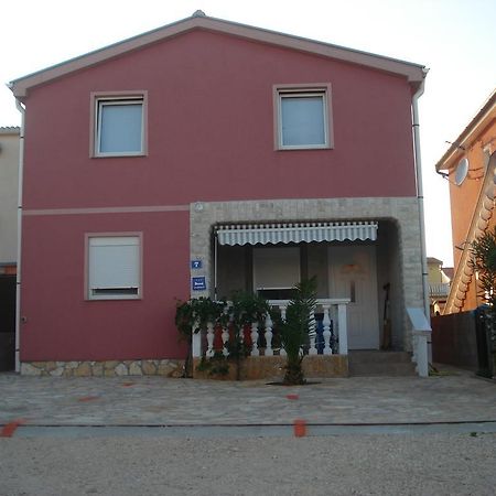 Apartments Niko Vir Quarto foto