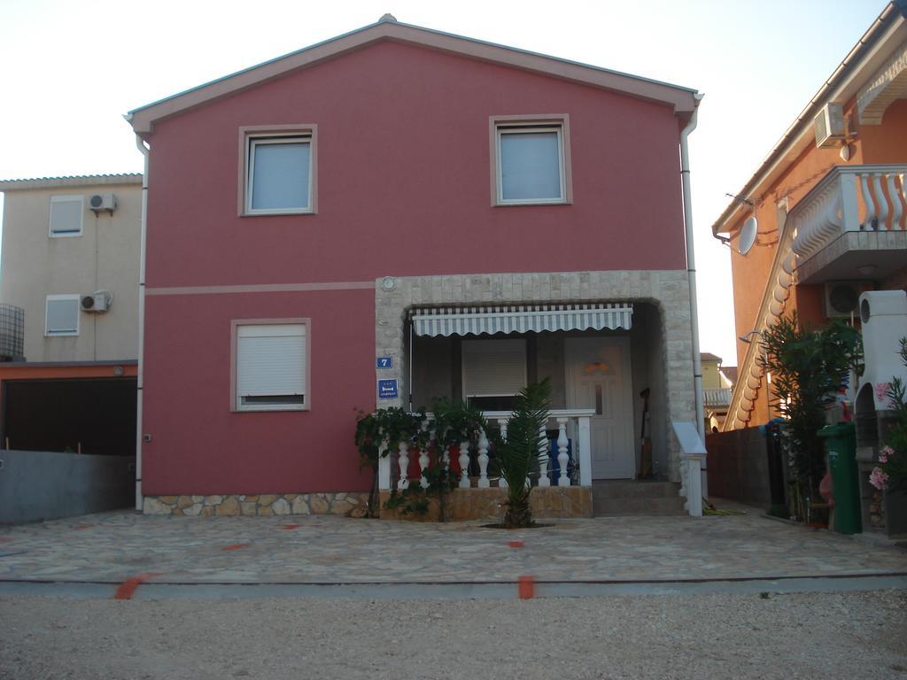 Apartments Niko Vir Quarto foto